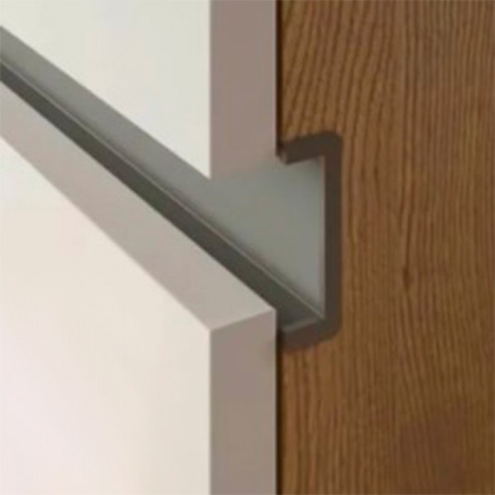 VELLO профиль C-образный средний для нижних баз инокс (продажа кратно 1 штуки)