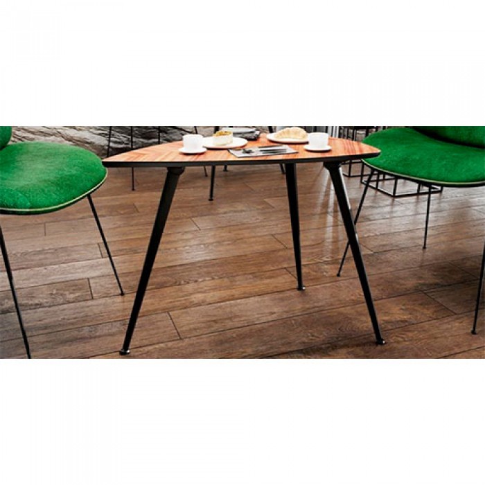 Нога 710/40 мм X-LINE конусная черная